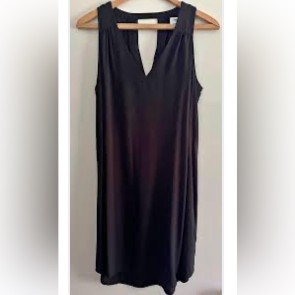 Old Navy- V Neck Shift Dress w/Back Detail, Black, Size XL